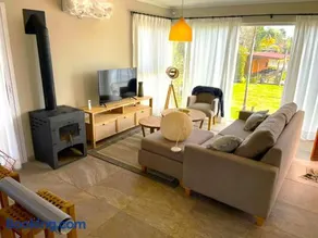 Kanoo Lodge - Image 1