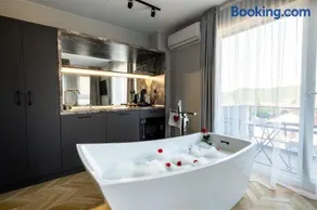 Студио с вана и гледка в "The House" с Термална зона - Image 3