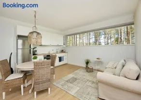 Sea View Studio Apartments by the Beach - Image 1