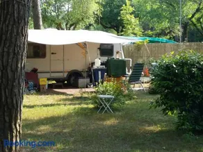 Camping Valdor Camper & Pitch - Image 5