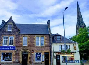 Stunning Village Centre Holiday Home - Image 5