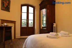Maison au pied des remparts - Image 2