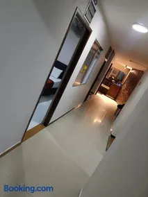 Hotel Picasso 70 - Image 5