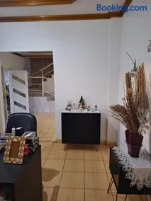 Quarto triplo com banheiro compartilhado - Image 4
