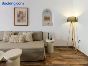 Mykonian Living The Lakka Residence - Image 2