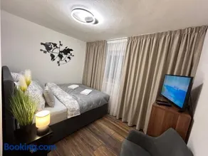 Komfortný apartmán so záhradou a súkromným parkoviskom - 24h self check-in - Image 3