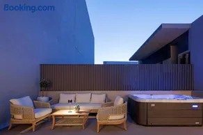 Heronia Suites - Image 1