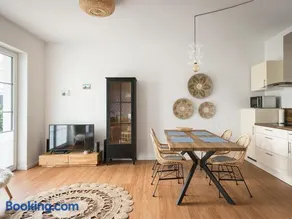 Agréable appartement convivial et familial avec barbecue, jardin et terrasse - Image 4
