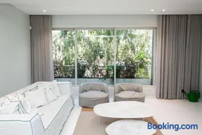 Huge Ultra Luxury TLV Apartment - Image 2
