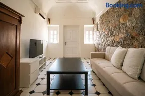 Authentic Santorini Home - Emporio Village by ΜΡS - Image 1