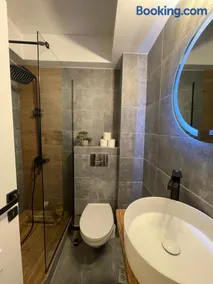 Cozy Studio 1 Bedroom nearby Value Center Mall - Image 1