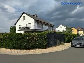Burgblick Karlstadt - Image 1