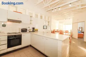Linden Terrace 6 - Image 2