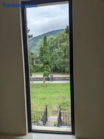 Riverside Hostel Borjomi - Image 4