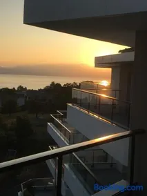 Splendid 3-room apartment with panoramic view - Image 4