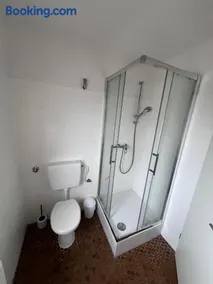 Twitch Apartments - Image 2