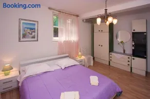 Guest house with garden - Zuvan - Image 5