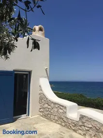 Seafront Villa Polyxene - Image 2