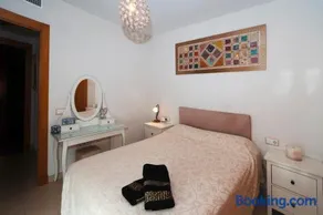 Apartamento Deluxe: hidromasaje, terraza y vistas. - Image 3
