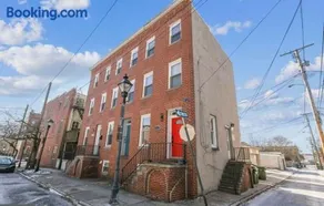 Camden's Charm Walking Distance Stadium, Convention, Univ of MD Downtown - Image 1