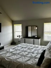 Smart Contemporary & Stylish - Image 5