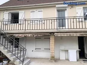 Appartement contemporain à Pierrelaye, 53 m², proche centre-ville - Image 1