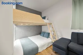 Nishi-Shinjuku Apartment - Image 4