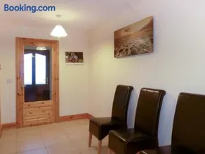 Kerry Way Cottage - Image 2
