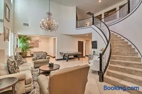 9 Mi to Strip Las Vegas Home with Pool and Hot Tub - Image 3