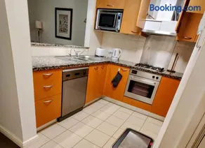Shared apartment in Regency Hyde Park - Image 2