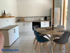 Le Petit Jardin - Image 4