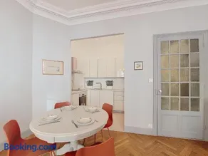 Nestor&Jeeves - ORANGE - Central - Near Sea - Image 4