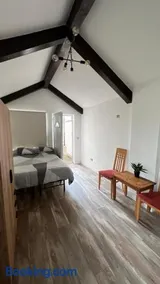 Mountain lodge - Image 2