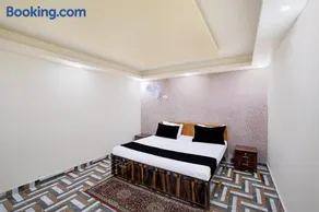 Hotel O M3M Paradise - Image 2