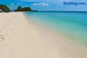 Ocean Garden Villas, Boracay New Coast - Image 1