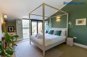 3 Bed in Henham oc-3nvf - Image 3