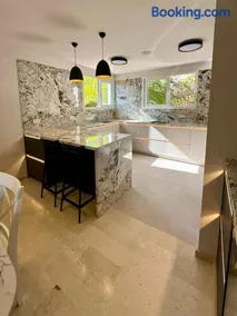 Asia Gardens Villa with private pool in Benidorm - Image 5
