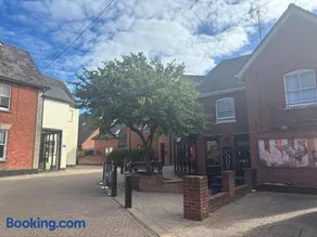 In the heart of the Town centre Ringwood, New Forest - Star Cottage - Image 2