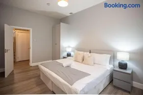 Richmond Hill - Image 4