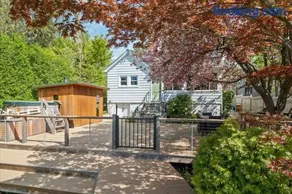 Cherry Blossom Lake House - Image 2