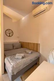 Jazzy Garden Apartment Komárno - Image 5