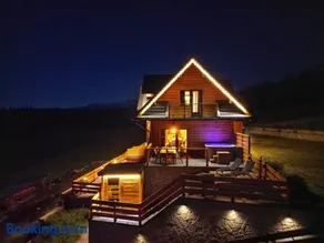 LK Mountain Residence domki i segmenty z prywatnym jacuzzi, sauną i widokami na góry i jezioro - Image 1