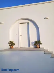 Once upon a Villa - Image 3