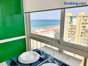 Apartamento Vistas Al Mar 11 Planta 50M Playa - Image 5