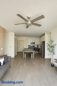 Resort-Style Retreat|1 King/2 Queens, Pool table 6 - Image 4