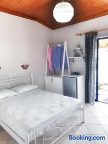 Orange Apartments - Image 2