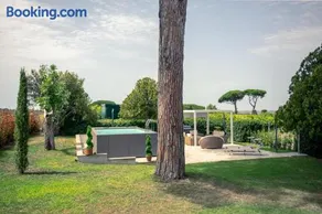 Villa Castelli Romani con Piscina & Giardino Privato, 8 Ospiti - Image 4