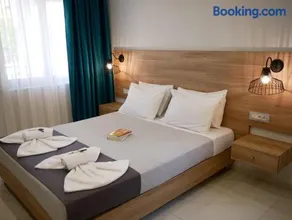 Erotokritos Studios near the beach - Image 3