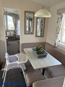 Beach Retreats, Romney Sands, Parkdean Resorts - Image 4