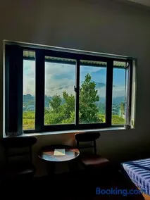 Home Anh Thy - Image 4